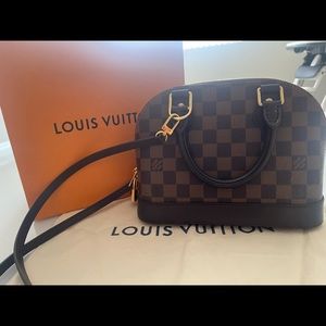 Like new, barely ever worn